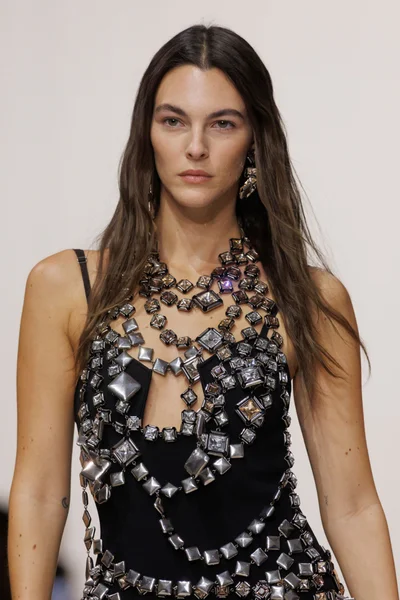 Look 23